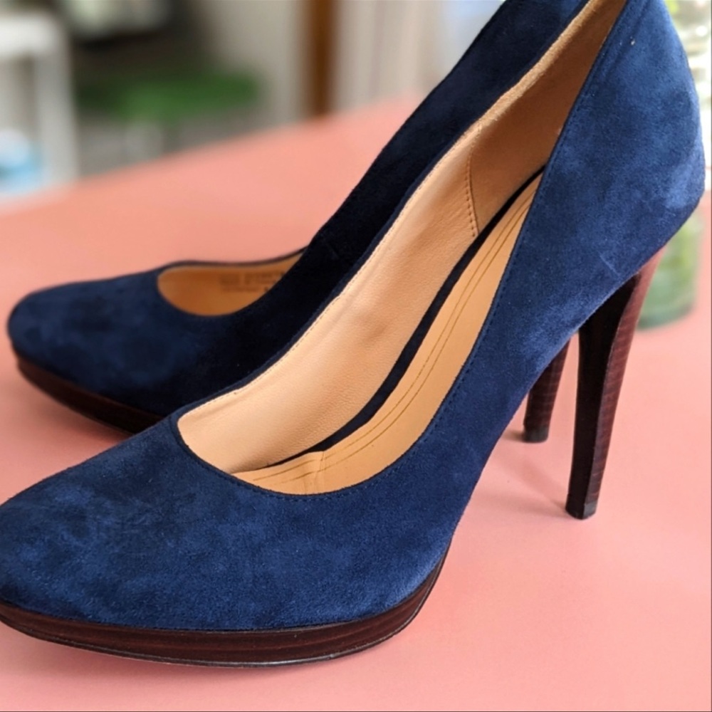 Cole Hana Chelsea Suede Heels